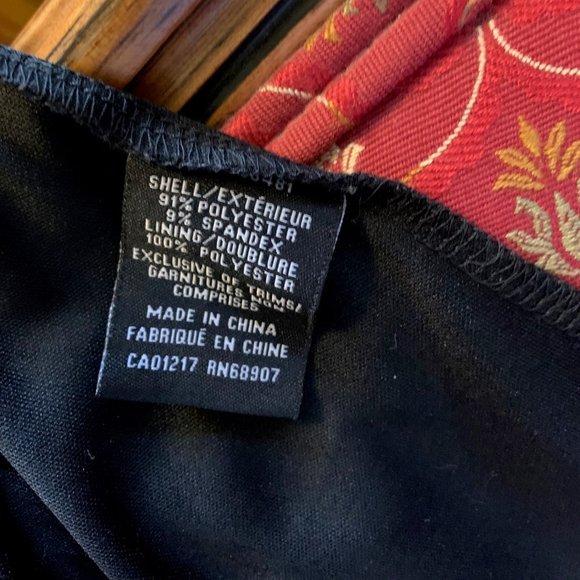 Dress, Le Château, fine jersey, black, all lining, Medium, deep boat neckline. - Picture 7 of 10